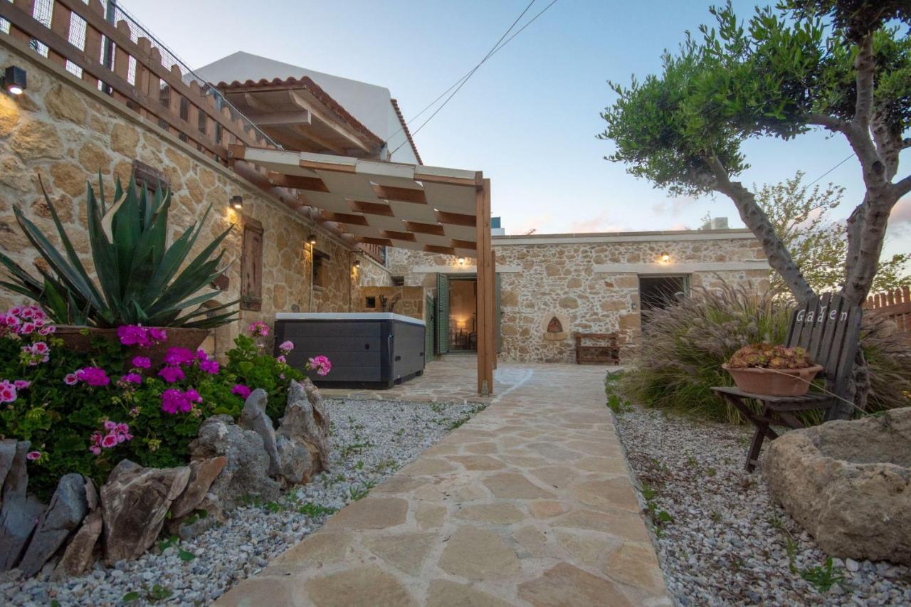 Pamelas House With Jacuzzi Kissamos Exterior photo